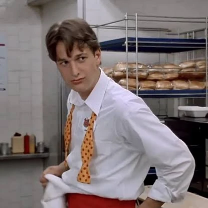 Arquivo:Bryan (Josh Charles).jpeg