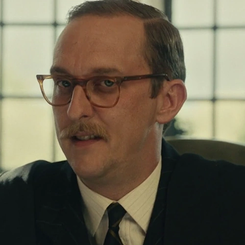 Arquivo:Cruella-Headmaster.png