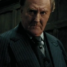 Arquivo:HP3CorneliusFudge.png