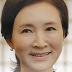 Arquivo:Kim Yun Hui Pousando no Amor.jpg