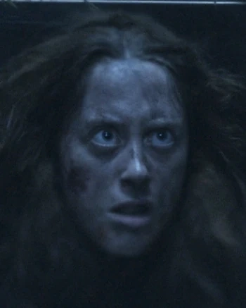 Arquivo:Candice Froder (WB).png