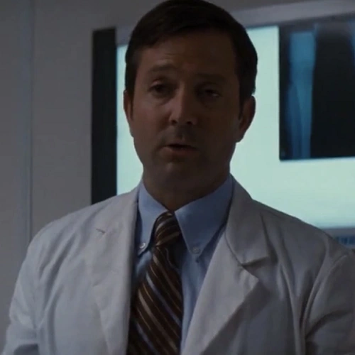 Arquivo:Doctor - TDKR.png
