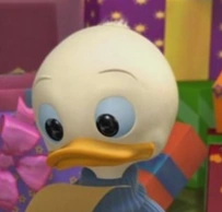 Arquivo:Paco Twice upon Christmas.png