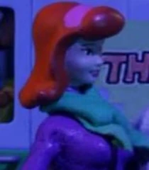 Arquivo:Daphne Blake - Frango Robô.jpg