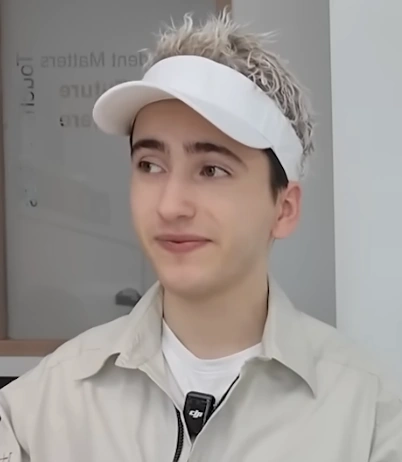 Arquivo:Pai do Berkcan.png