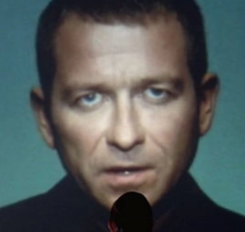 Arquivo:O Pai (Equilibrium).png