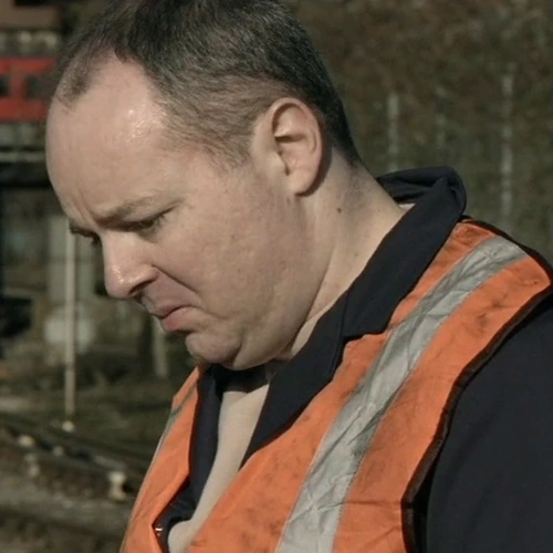 Arquivo:SLCK Railway Guard.png