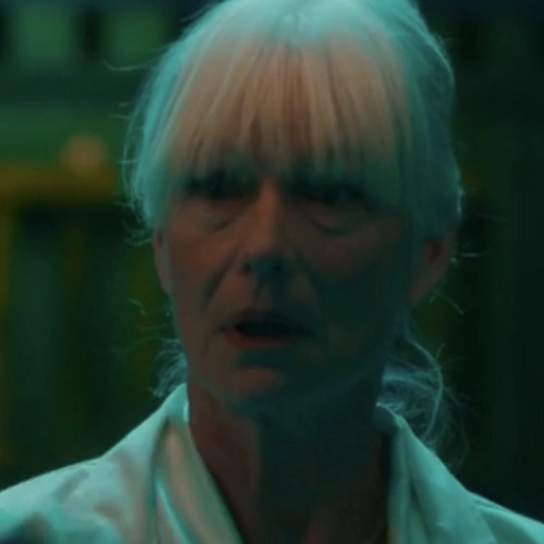 Arquivo:Dra. Pazzo (V-TdC).png
