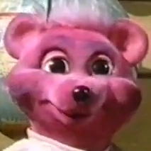 Arquivo:Capitão Urso Azul - Urso rosa.png