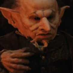 Arquivo:HP1Griphook.png