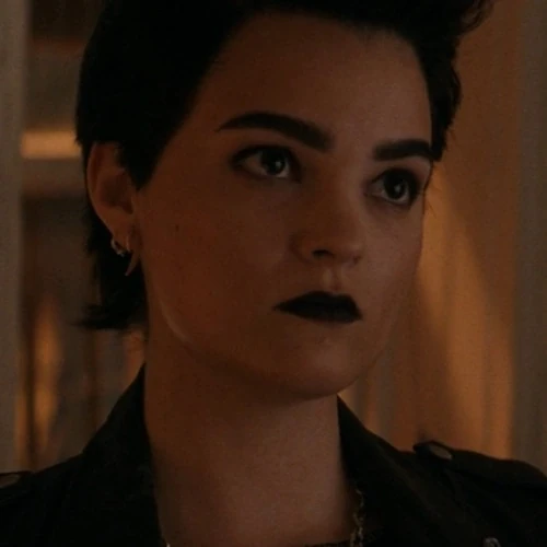 Arquivo:Negasonic Teenage Warhead (D&W).jpg