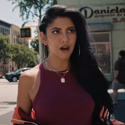 Arquivo:Carla - In The Heights (2021).png