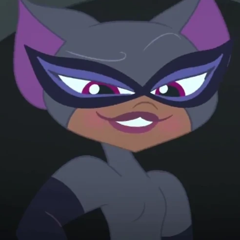 Arquivo:Catwoman (SHG).png