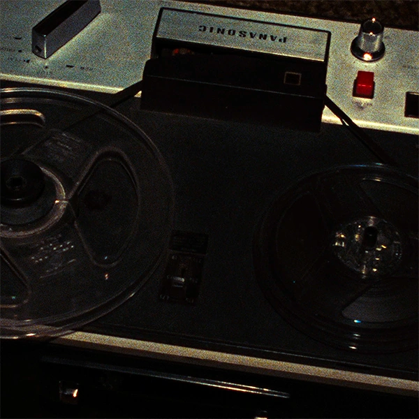 Arquivo:EVILDEAD1-RaymondKnowby.webp