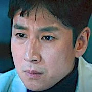 Arquivo:Dr Brain-Lee Sun-Kyun.jpg