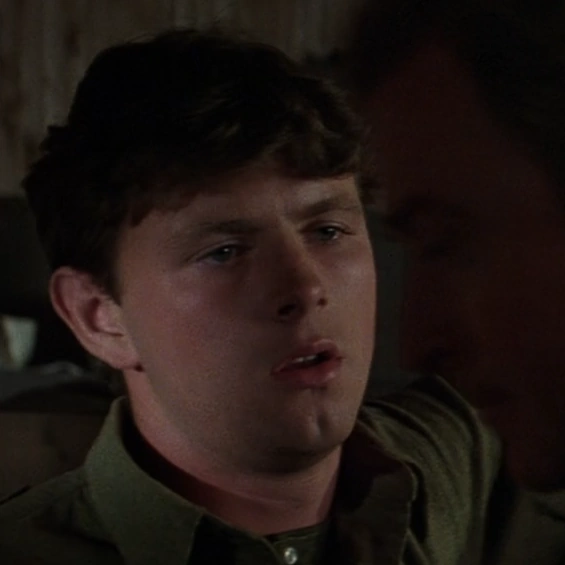 Arquivo:Tony Lewis.png