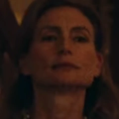 Arquivo:Rosie Hastings.png