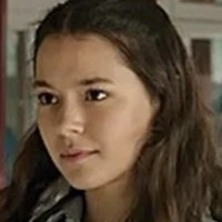 Arquivo:Mia (NWR-BOYS).jpg