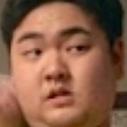 Arquivo:Moving-Son Bo-Seung.jpg