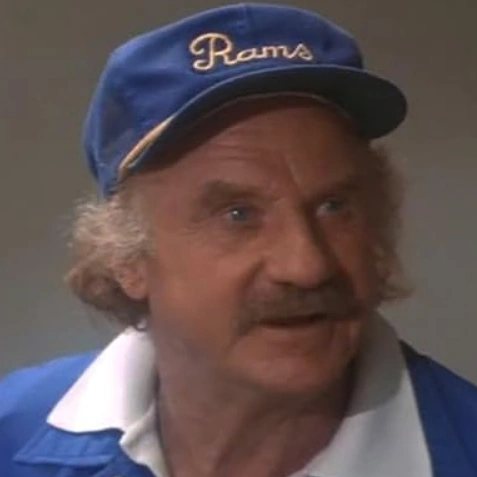 Arquivo:Max Corkle.png