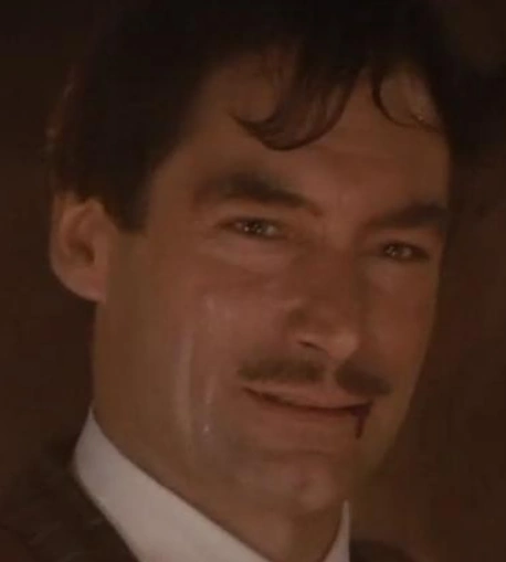 Arquivo:Neville Sinclair.png