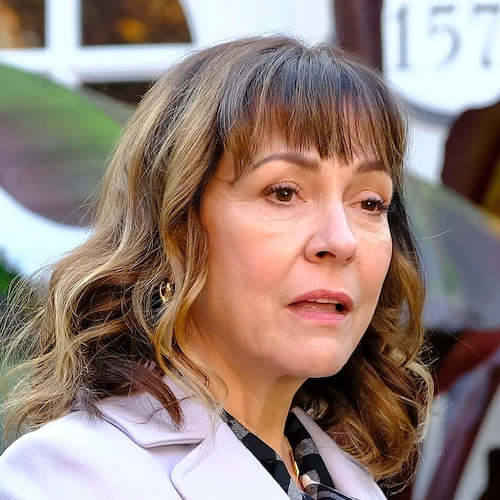 Arquivo:Shelly Carroll (TGD).png