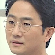 Arquivo:Min Dae-Sik - Um Amor que Ilumina.jpg