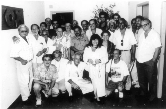 Arquivo:Elenco de Dubladores Veteranos do Rio (anos 1980-1990).jpg