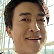 Arquivo:Retaliacao Kim Woo-Gi.jpg