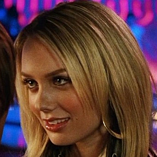 Arquivo:Lauren-17OV.png