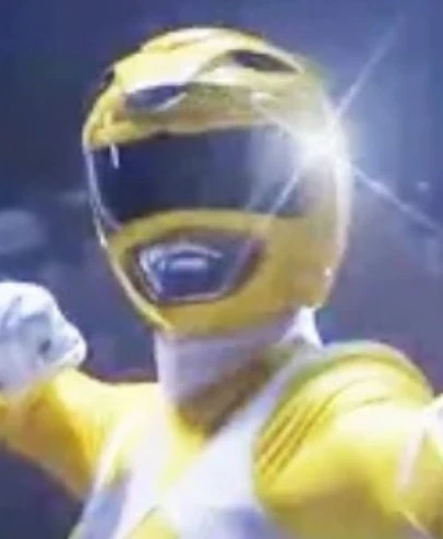 Arquivo:Ranger amarelo com massacara.jpg