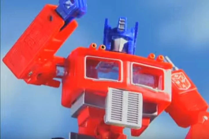 Arquivo:Optimus Prime Robot Chicken.jpg