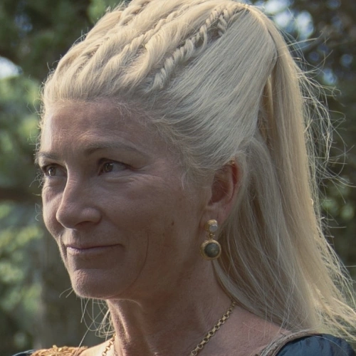Arquivo:Rhaenys Targaryen (ACdD).png