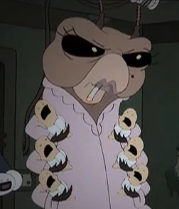 Arquivo:Señora cienpies futurama.png