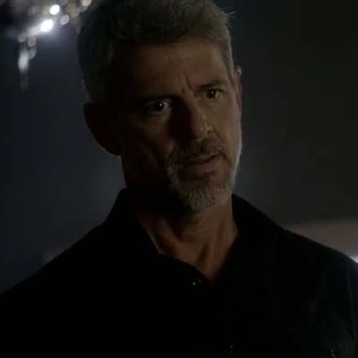 Arquivo:6X08-72-Joshua Parker.png