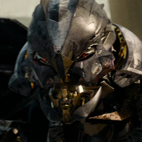Arquivo:Starscream-Transformers.webp