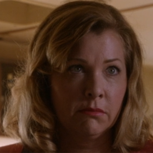 Arquivo:Mandy adulta scream queens.webp