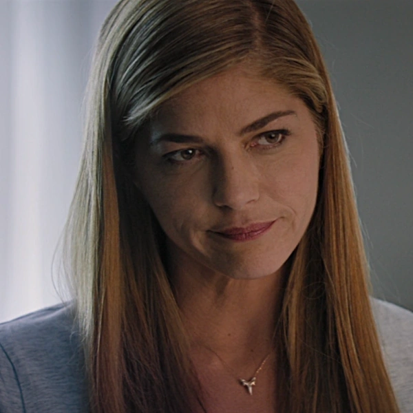 Arquivo:Carol Young-After.png