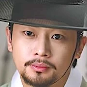 Arquivo:Lee Sin-Young - Reino da Conquista.jpg