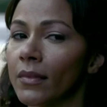 Arquivo:Bethanne.TVD.jpg