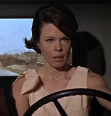 Arquivo:Bonnie y Clyde-1967-1a10.webp