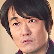 Arquivo:CLOY-TVN-Hwang In-Jun.jpg