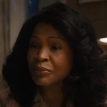 Arquivo:Katherine Jackson (Michael 2026).png