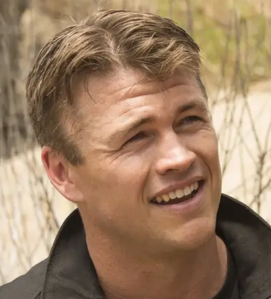 Arquivo:Ashley Stubbs.png