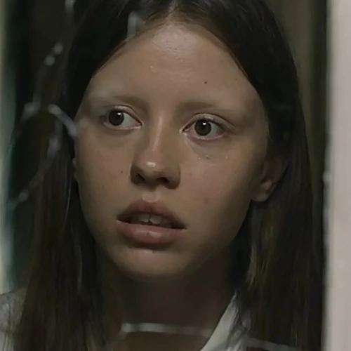 Arquivo:Jane (Marrowbone).jpg