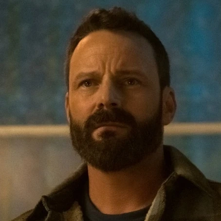 Arquivo:Frank (Riverdale).png