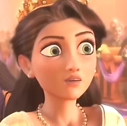 Arquivo:Reina ariana - enredados por siempre.png
