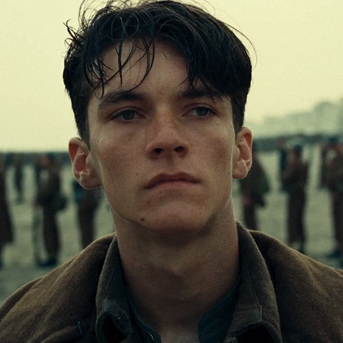 Arquivo:Tommy Dunkirk.png