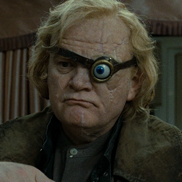 Arquivo:Alastor "Olho-Tonto" Moody (Harry Potter - Relíquias 1).png