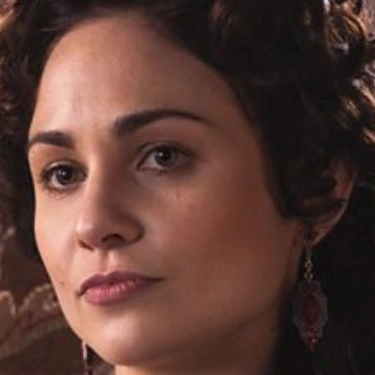 Arquivo:Hélène Kuragina (G&P2016).png
